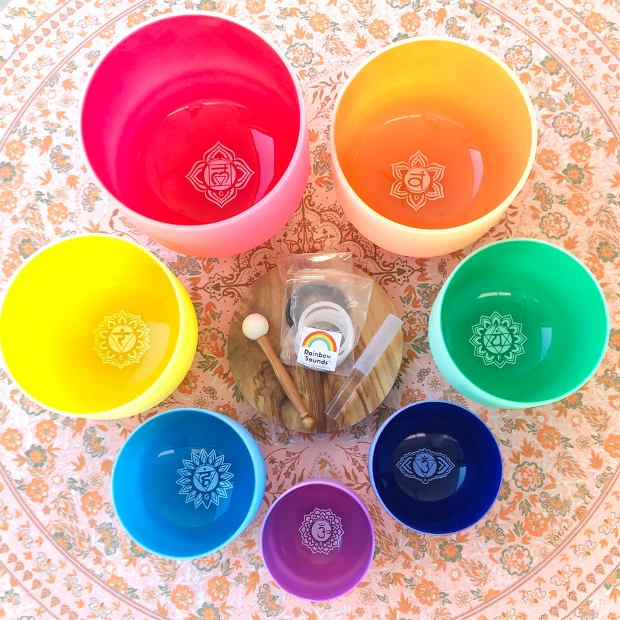 Set of 4 Colour Crystal Singing Bowls in Purple Bag